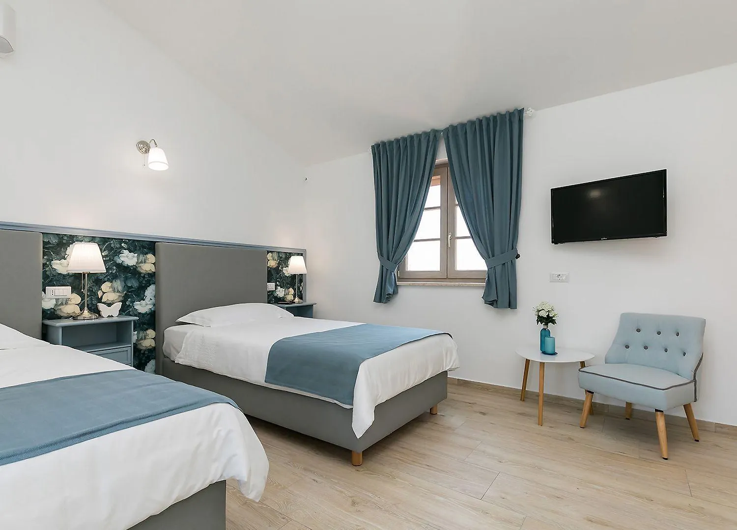 Traumhafte Villa Mit Beheizbarem Privatpool, Outdoor-Gym, Meerblick, In Umgebung Von Weinbergen Vizinada 0*,  Croatia