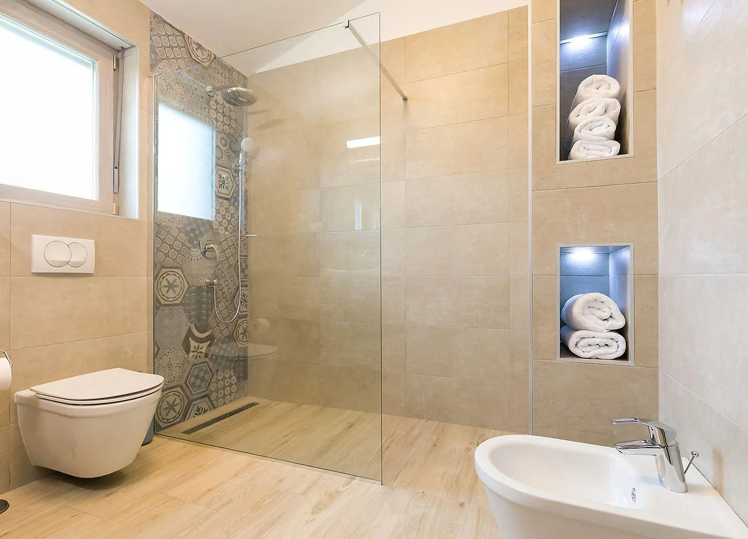 Traumhafte Villa Mit Beheizbarem Privatpool, Outdoor-Gym, Meerblick, In Umgebung Von Weinbergen Vizinada